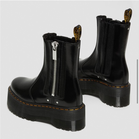 NWT Dr. Martens 2976 Max Platform Chelsea
Boots BLACK BUTTERO Womens US 9 - Picture 5 of 9